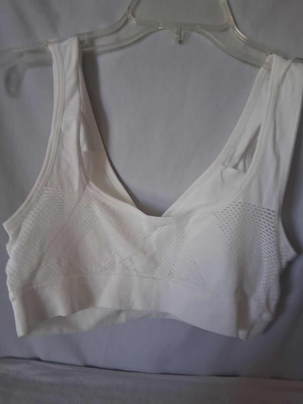 Green Seamless Comfort Bra - Women's Intimates - Picture 7 of 10
